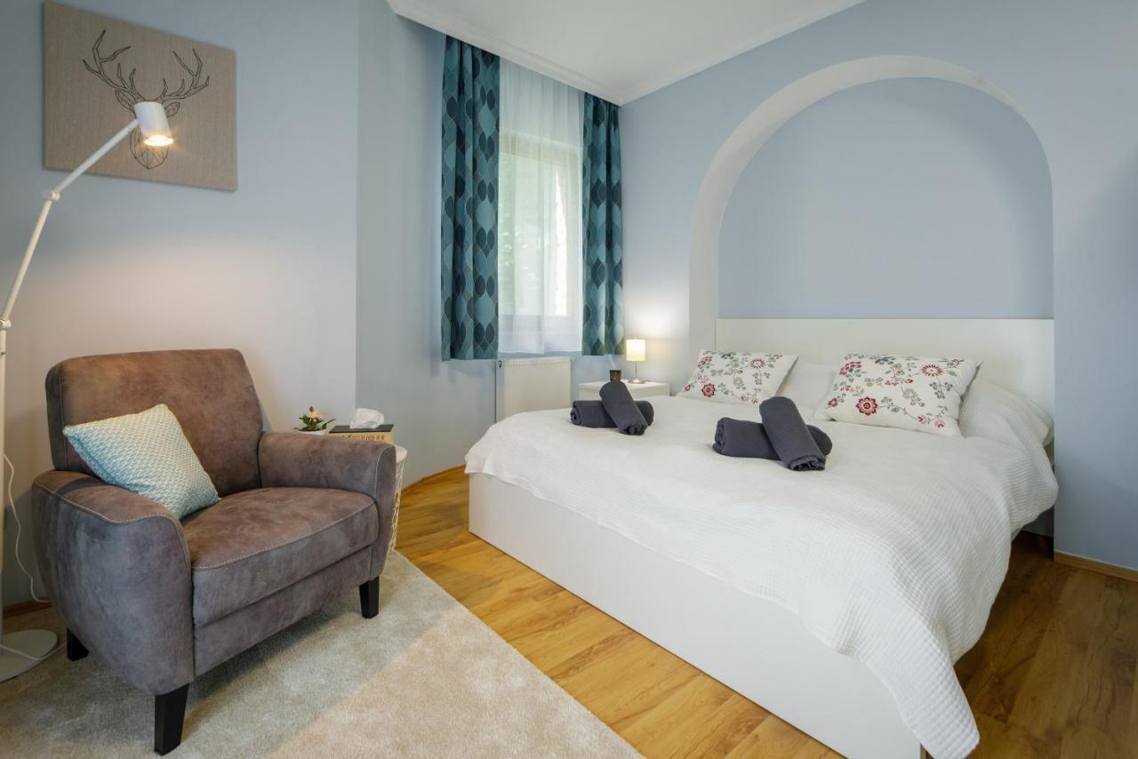 Villa Muzsa Deluxe บาลาตอนฟือเรด ภายนอก รูปภาพ