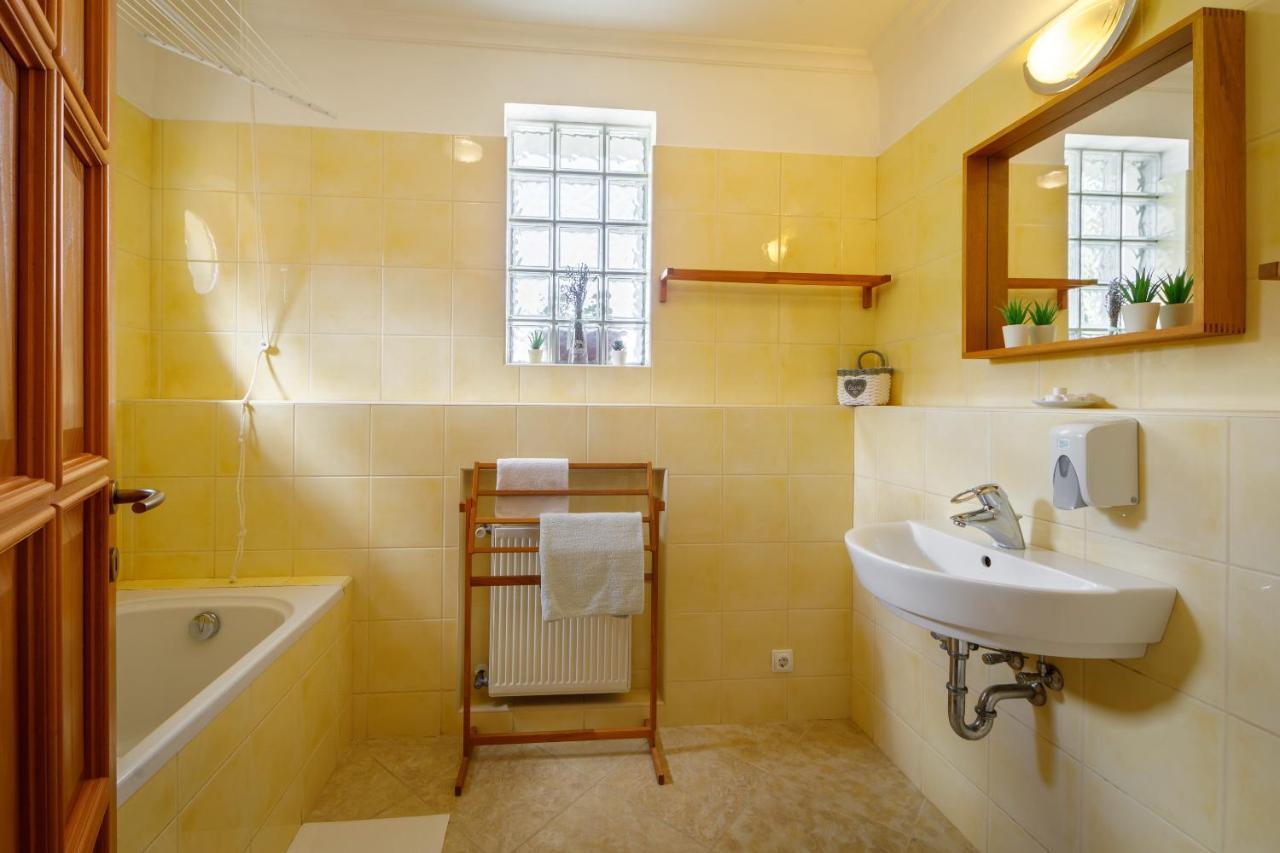 Villa Muzsa Deluxe บาลาตอนฟือเรด ภายนอก รูปภาพ