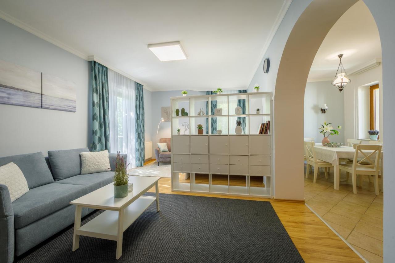Villa Muzsa Deluxe บาลาตอนฟือเรด ภายนอก รูปภาพ